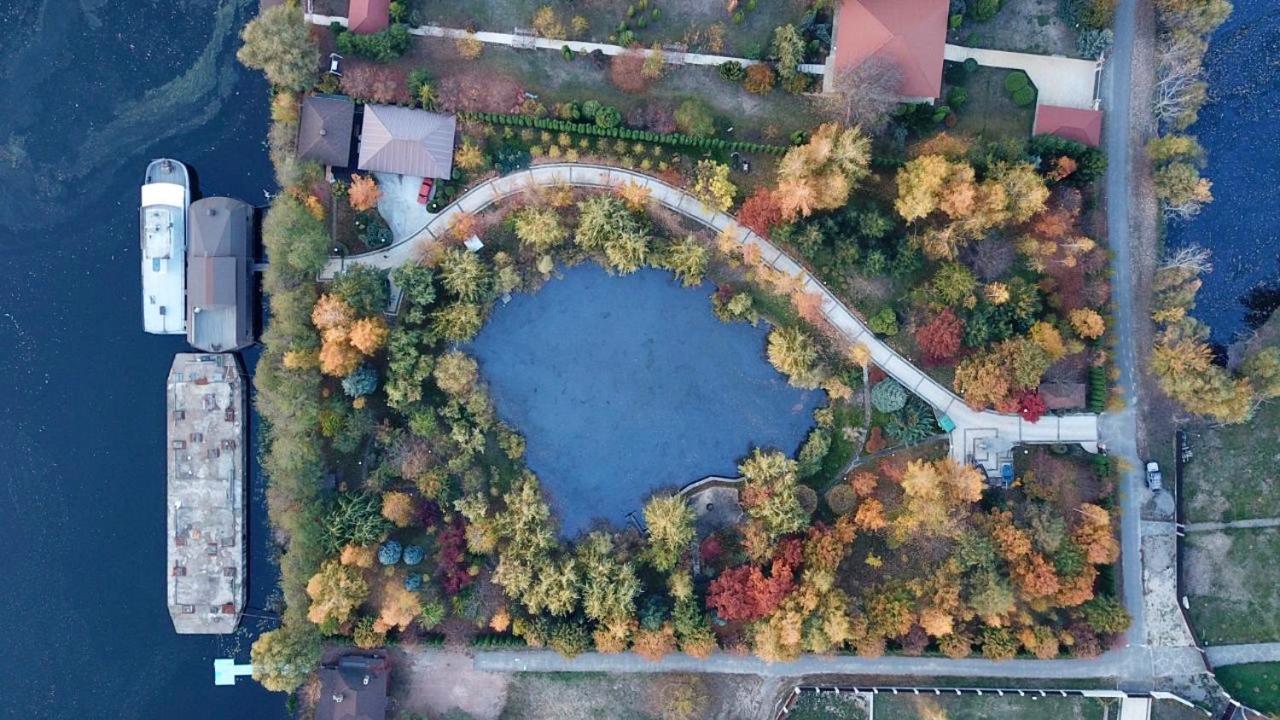 On The River Vishenki  Екстериор снимка